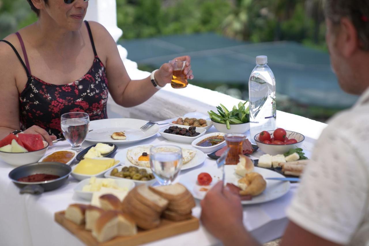 Aspat Hotel Bodrum - Beach&Restaurant Esterno foto